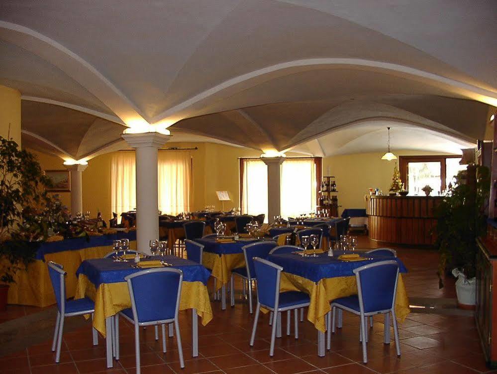 Le Rose San Teodoro (Sardinia)